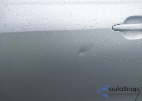 2010 Toyota Camry Xle z USA, uszkodzony, nr VIN 4T4BF3EK4AR038393